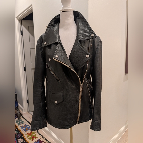 Quince Jackets & Blazers - Quince Black Oversized Leather Moto Jacket Sz. XS